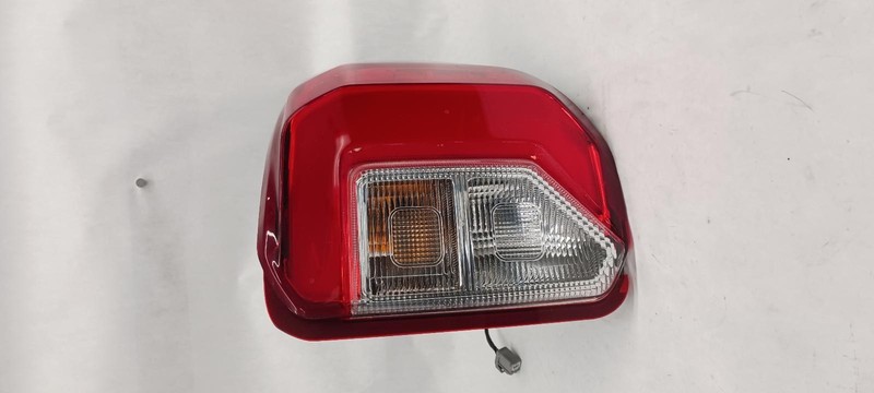 20-'24 FORD EXPLORER Right passenger outer Taillight OEM Grade A!