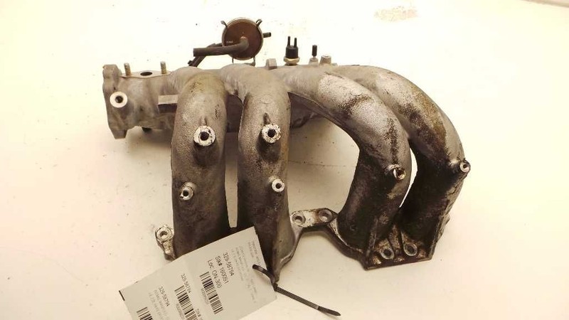 92-96 TOYOTA CAMRY LE 2.2L 4CYL UPPER INTAKE MANIFOLD ASSEMBLY