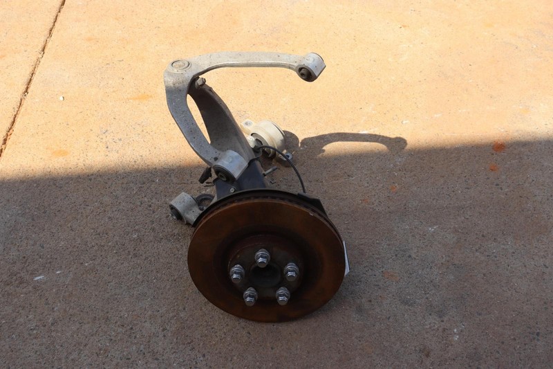 2011-2013 INFINITI G37 RWD COUPE FRONT LEFT SPINDLE KNUCKLE HUB CONTROL ARMS OEM