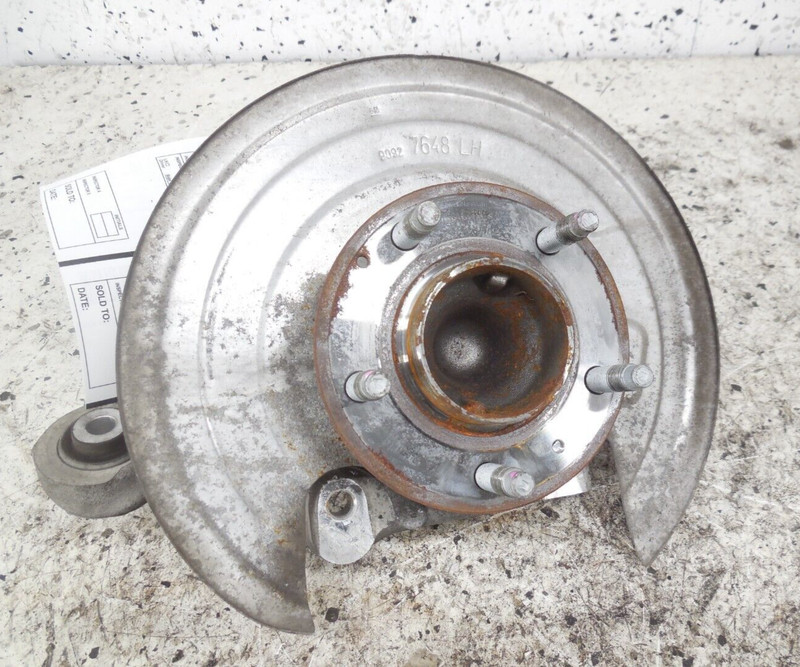 2017-2019 Buick Lacrosse Rear Spindle Knuckle Hub Driver Left LH OEM