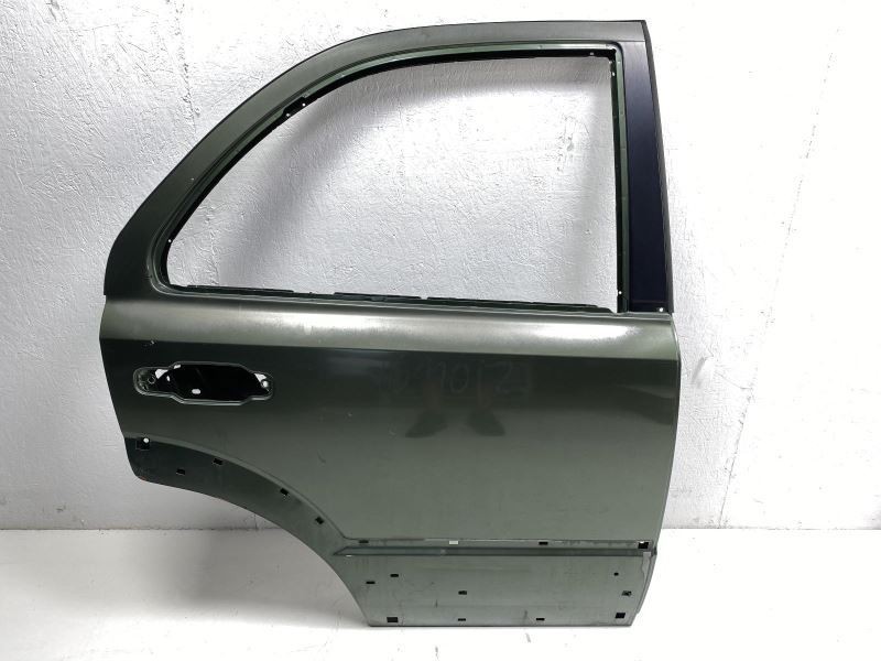 Right Passenger Rear Door Shell Fits 2003-2009 Kia Sorento 62802 **NO SHIPPING**