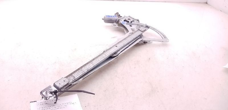 08-16 TOYOTA SEQUOIA SR5 PASSENGER SIDE REAR DOOR WINDOW REGULATOR