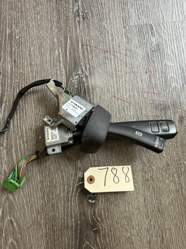 Volvo Column Switch/ Brake & Wiper Control P/N 20553738 P/N 21759601