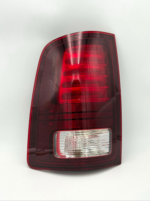 ✅ 2013-2024 RAM CLASSIC 1500-3500 OEM LEFT TAILLAMP TAILLIGHT LED DRIVER SIDE