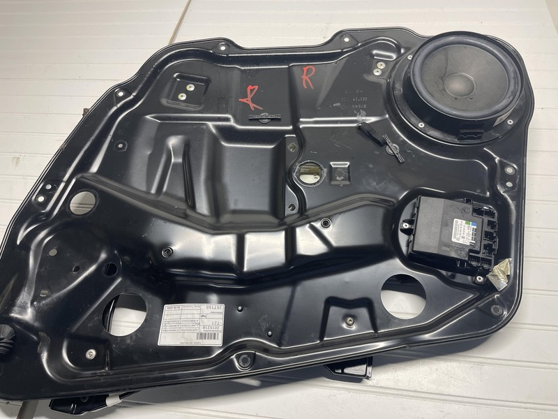 06-11 Mercedes Benz W164 Rear Right Window Regualtor Loaded With Speaker Module