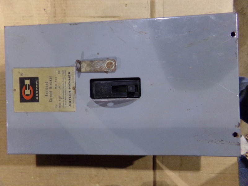 Cutler Hammer EB3015L Eclosed Circuit Breaker 4994D88634 *FREE SHIPPING*