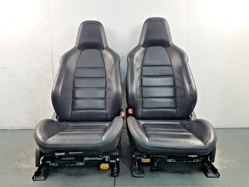 2010 Mercedes Benz AMG C 63 Leather Power Front Seat Set - *#8001