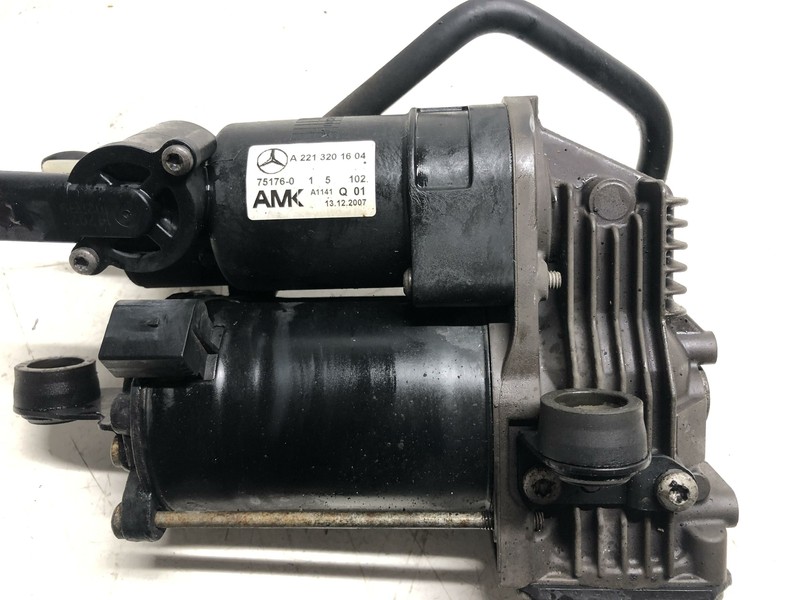 07-14 Mercedes W221 S550 S350 CL550 Airmatic Air Suspension Pump 2213201604
