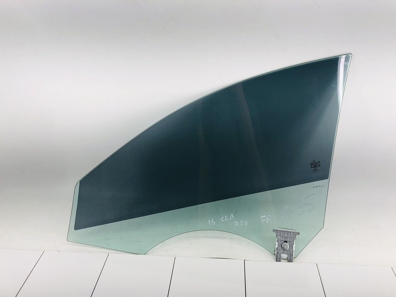 14-19 MERCEDES BENZ CLA250 C117 FRONT RIGHT SIDE DOOR WINDOW GLASS OEM #35