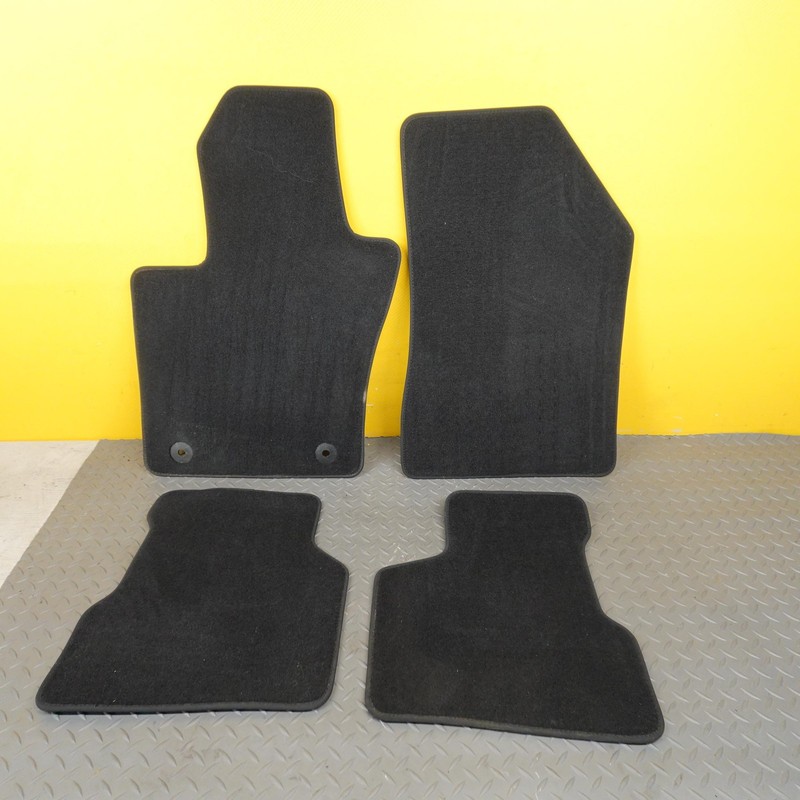 2023-2025 DODGE HORNET OEM FRONT & REAR FLOOR MAT CARPET SET 4 OEM