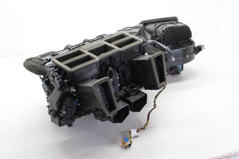 10-16 Porsche Panamera 4.8L AWD Heater Core Ac Evaporator Assembly 97057301108