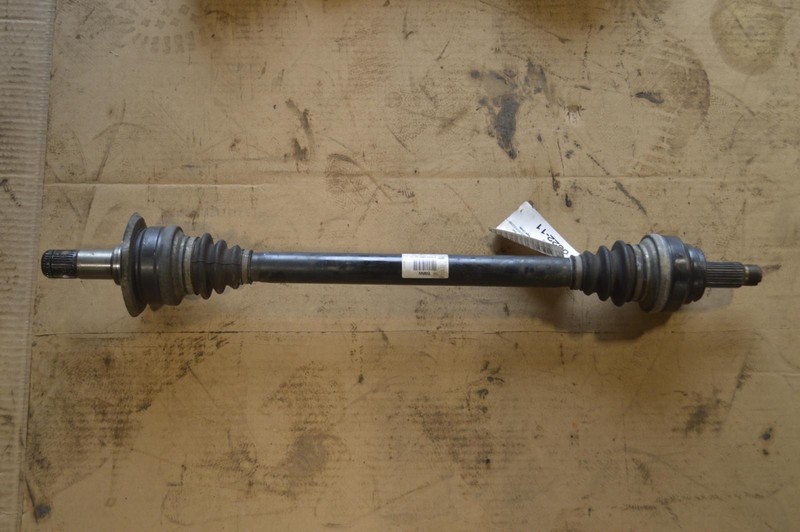 2012-2019 BMW 650I GRAN COUPE AWD REAR RIGHT PASSENGER SIDE AXLE SHAFT JOINT OEM