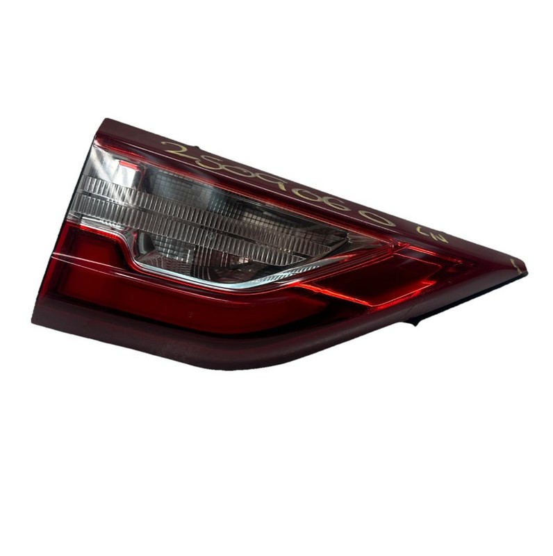 Chevrolet Traverse tail light 2018 2021 left side lid mounted assy OEM 84835392