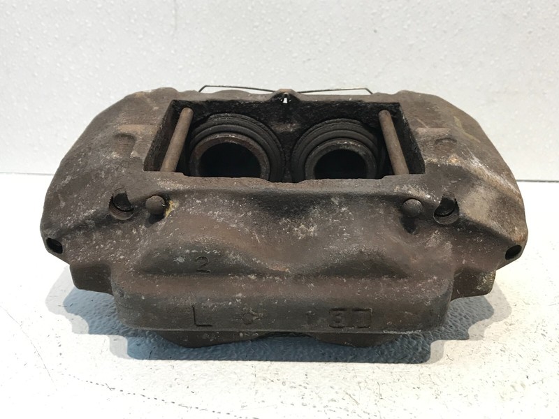98-02 LEXUS LX470 J100 AWD FRONT LEFT LH DRIVER SIDE BRAKE CALIPER OEM
