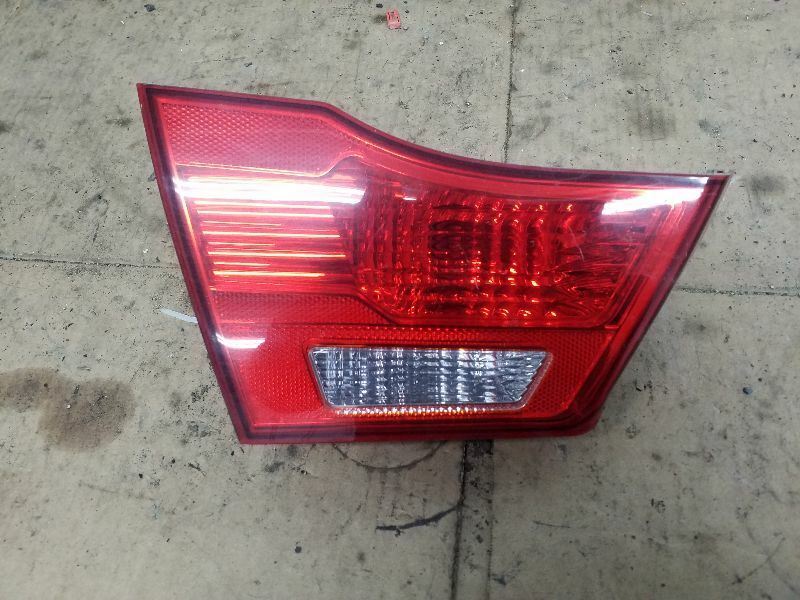 Driver Left Tail Light Lid Mounted Fits 09-10 MAGENTIS 213201