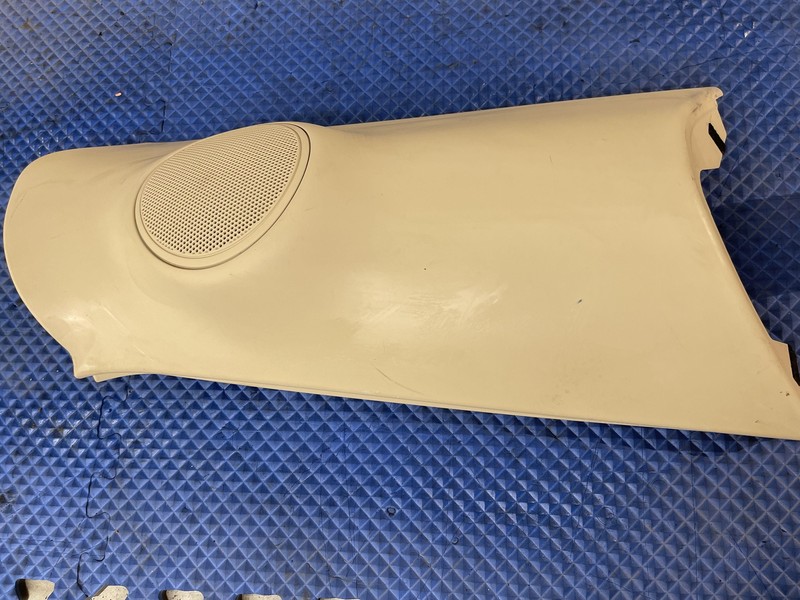 06-12 RANGE ROVER REAR LEFT LH DRIVER SIDE D PILLAR TRIM W SPEAKER OEM !