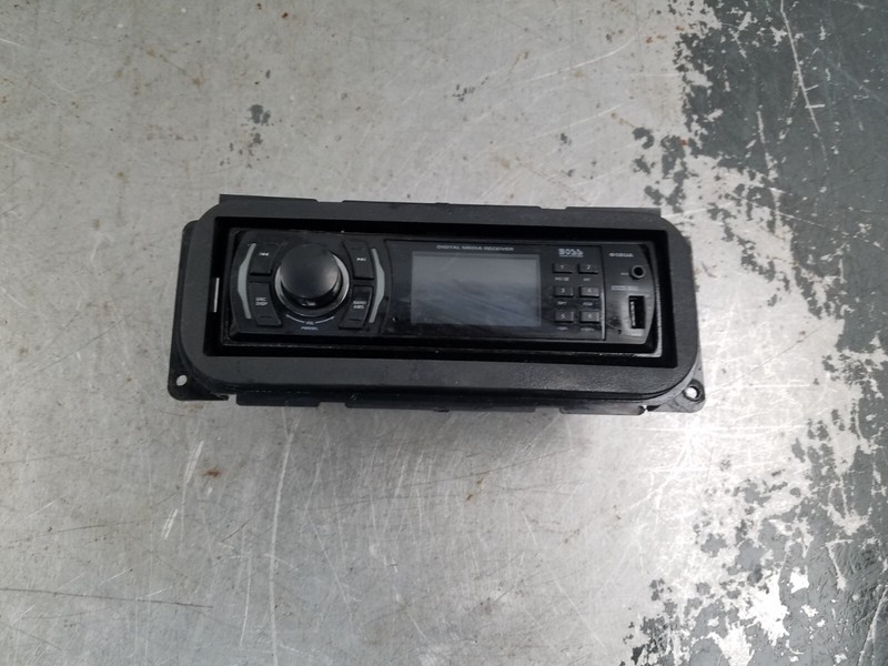 2005 Jeep Wrangler TJ Rubicon 4x4 Boss AM FM CD Radio#9706 K1