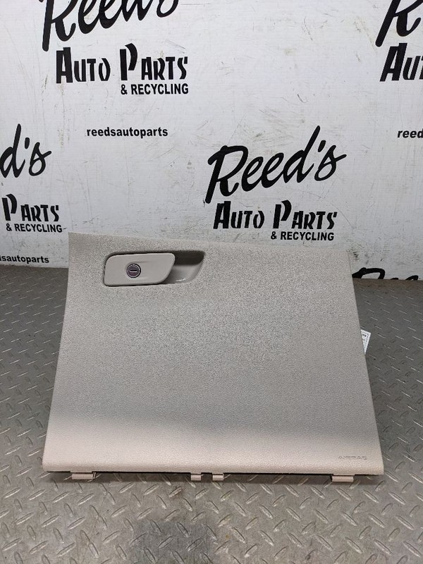 17 18 19 20 21 22 23 24 CHRYSLER PACIFICA Glove Box Assembly Light Gray 1181668