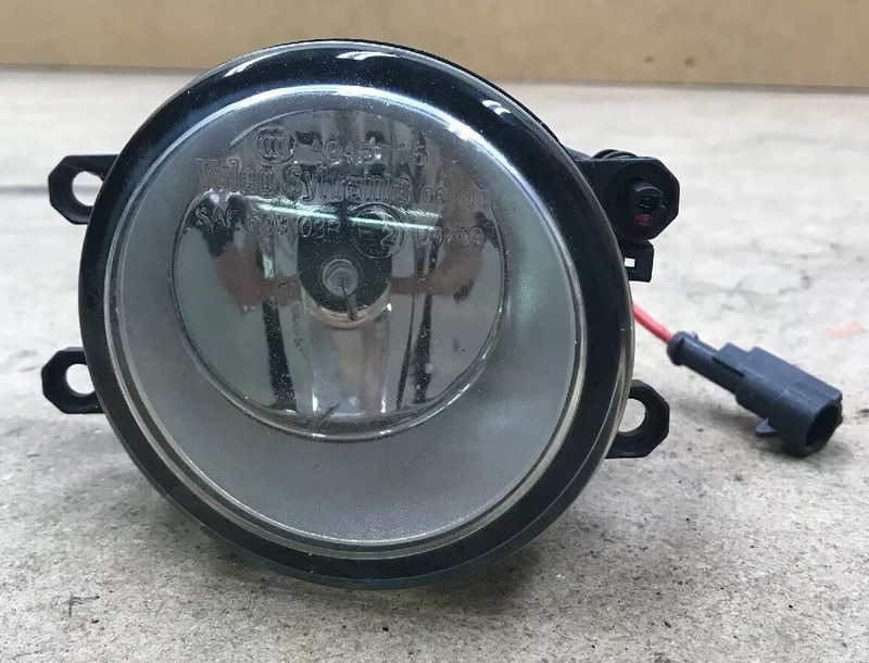 06-14 Toyota Prius Camry Tacoma CT200 Sienna Scion Lexus RX350 RH Side Fog Light