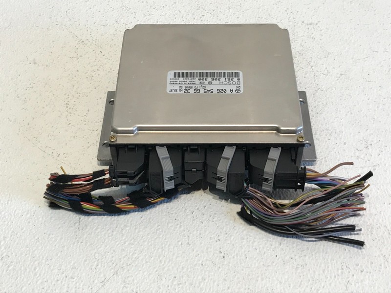 98-05 Mercedes W163 ML320 CLK320 E320 ECU Engine Control Module Unit ECM OEM
