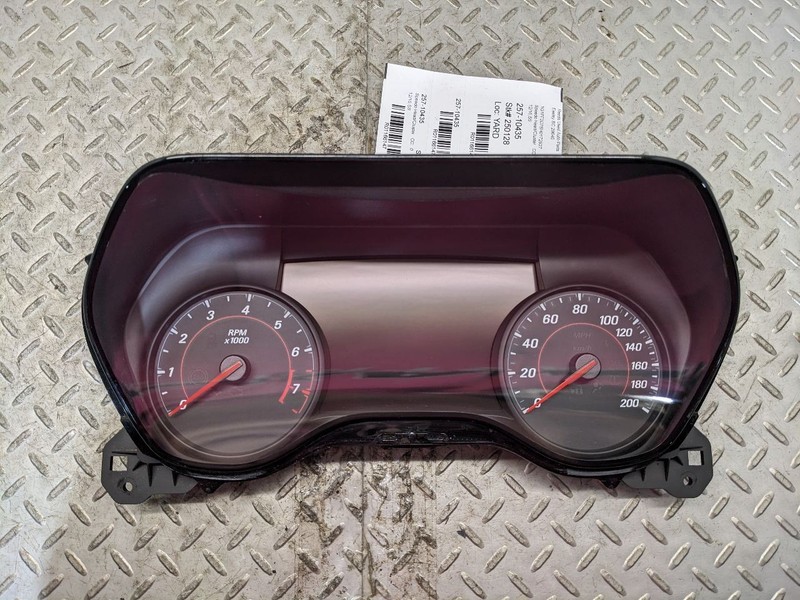 Speedometer Cluster MPH And KPH Opt Umn ID 84211119 Fits 17-18 CAMARO 1166147