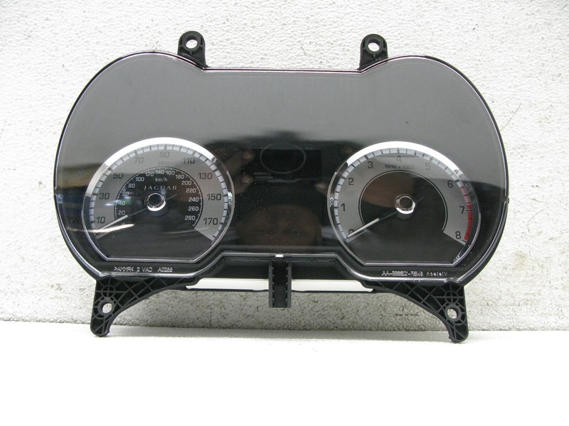 10 JAGUAR X250 XF 4.2 N/A SPEEDOMETER INSTRUMENT CLUSTER SPEEDO GAUGE OEM 071923