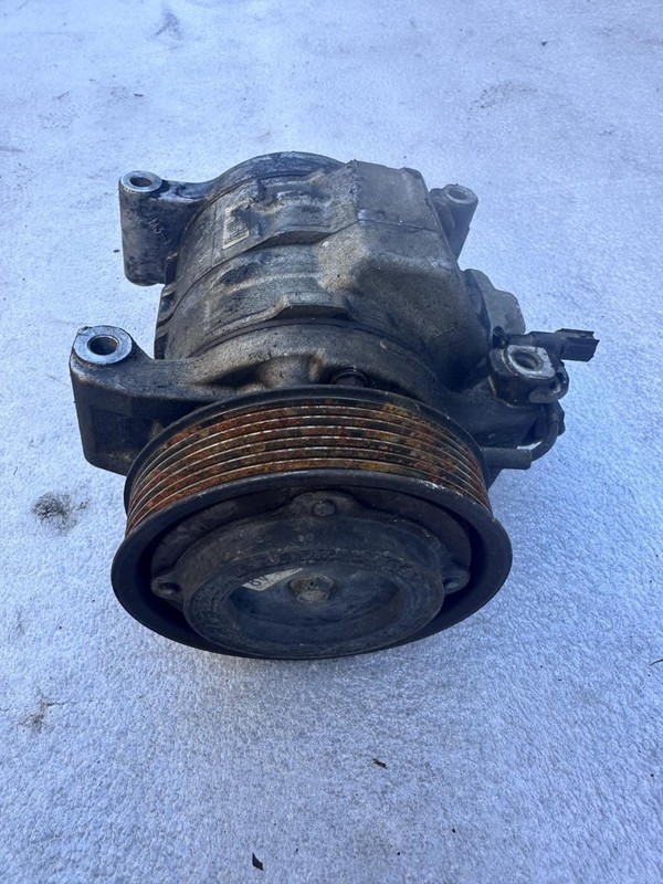 1995-2000 LEXUS LS400 AIR CONDITION AC COMPRESSOR DENSO 88320-50080