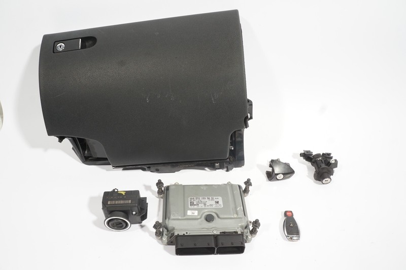 2008 - 2011 Mercedes C300 W204 IGNITION SET KEY LOCK MODULE OEM
