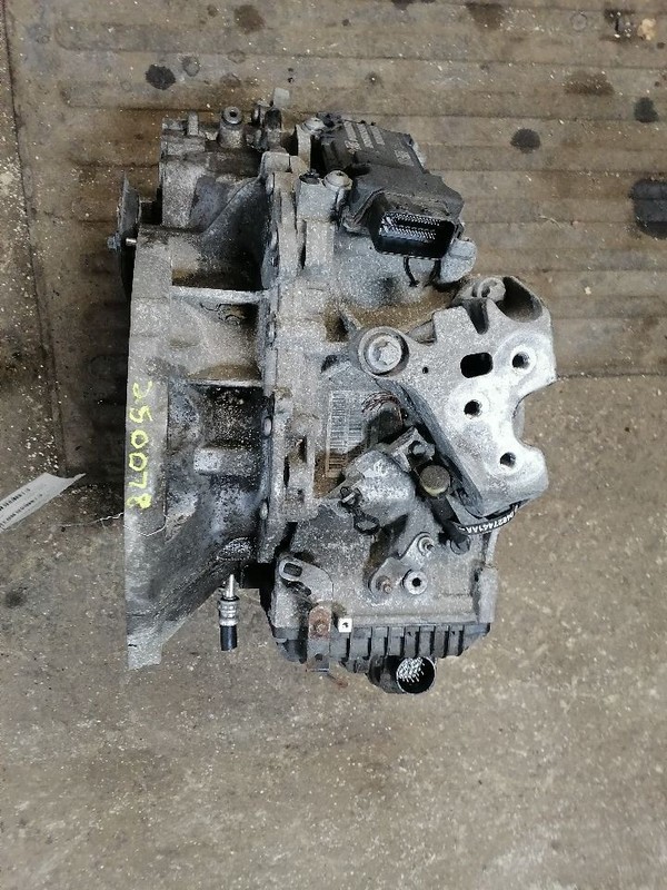 Automatic Transmission 3.2L 4WD Fits 17-19 CHEROKEE 1547752