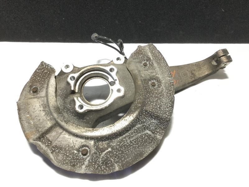 Passenger Right Front Spindle/Knuckle AWD No Hub 12-19 BMW 528i F10 22724