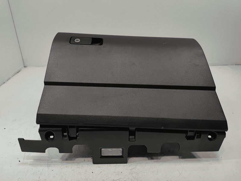 2018-2023 VOLKSWAGEN ATLAS DASH DASHBOARD GLOVE BOX STORAGE COMPARTMENT OEM