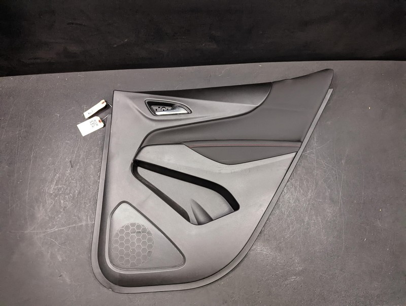 Rear Right Door Trim Panel 2022 Chevrolet Equinox 84673420