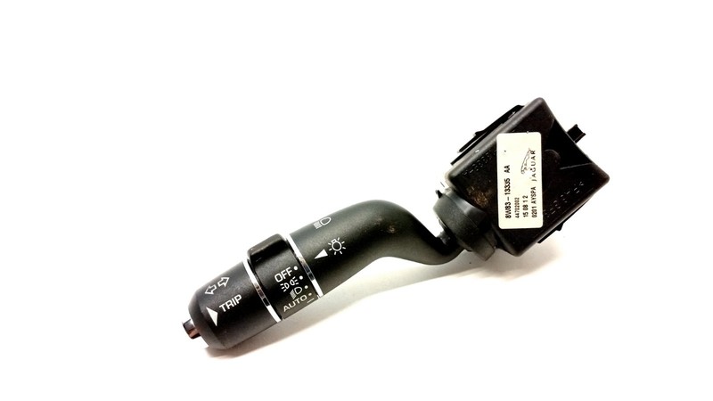 10-19 JAGUAR XJ XJL 09-15 XF XK 14-22 F-TYPE TURN INDICATOR SWITCH OEM 031225