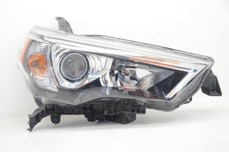 14-20 Toyota 4Runner 4.0L Passenger Right Front Headlight Assembly 9922681017