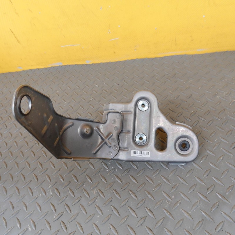 2018-2024 ALFA ROMEO STELVIO HOOD BONNET LIFT SUPPORT MOUNT BRACKET OEM 50535231