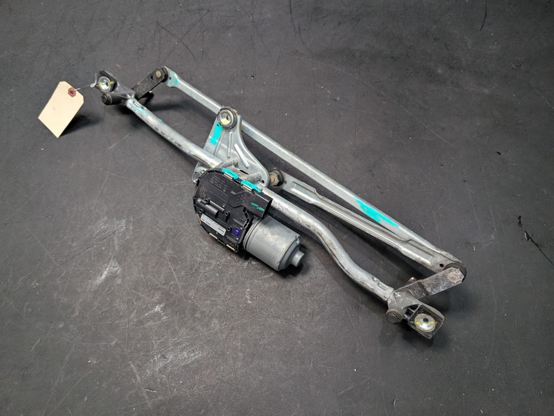Front Wiper Motor w/ Linkage 2015 Volvo S60 30753493 2014 2016 2017 2018