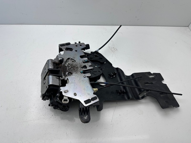 08-16 Volkswagen Routan REAR LEFT SLIDING DOOR LATCH LOCK ACTUATOR MOTOR