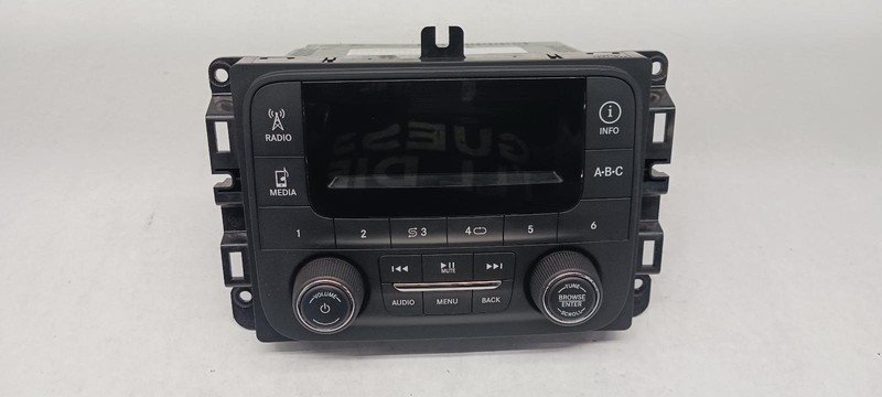 14 DODGE 1500 2500 3500 radio receiver/head unit Uconnect RA1 OEM