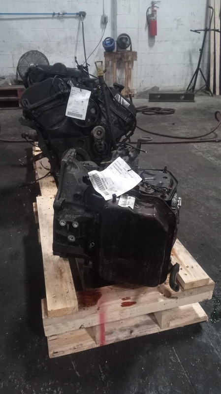 2002 Ford Escape Automatic Transmission Assembly OEM 319133 270K Miles