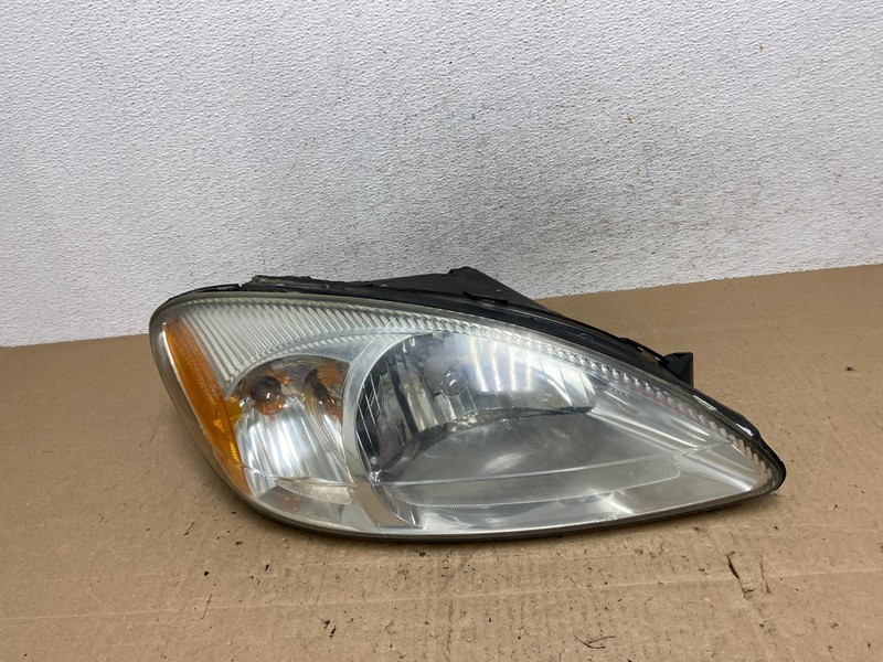 2000 to 2007 Ford Taurus Right Passenger RH Side Halogen Headlight Oem AE6504 DW