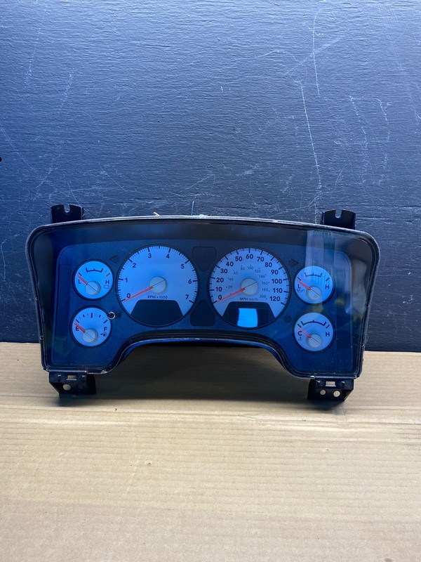 2006 - 2008 Dodge Ram 1500 Instrument Speedometer Gauge Cluster OEM AE6192 DG