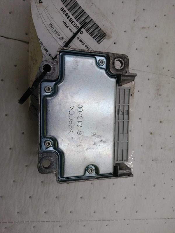 Used Air Bag Module fits: 2012 Kia Forte Air Bag center console Htbk Grade A