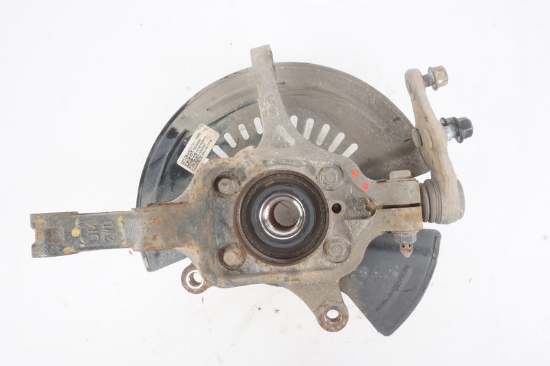 2016-2020 Kia Sorento Front Right Passenger Side Spindle Knuckle Wheel Hub OEM