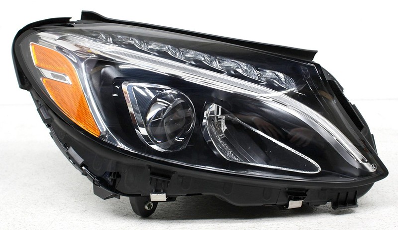 OEM Right LED Static Headlamp For Mercedes-Benz C-Class 205 906 78 03 Lens Crack