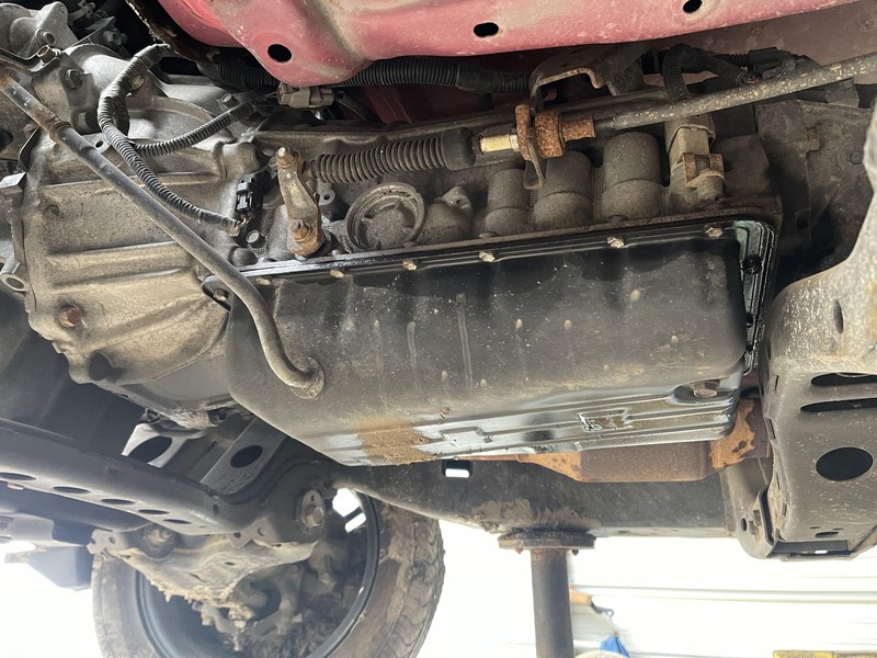 05-15 Toyota Tacoma AT 4x2 4 cylinder Extended Cab Transmission Assembly .