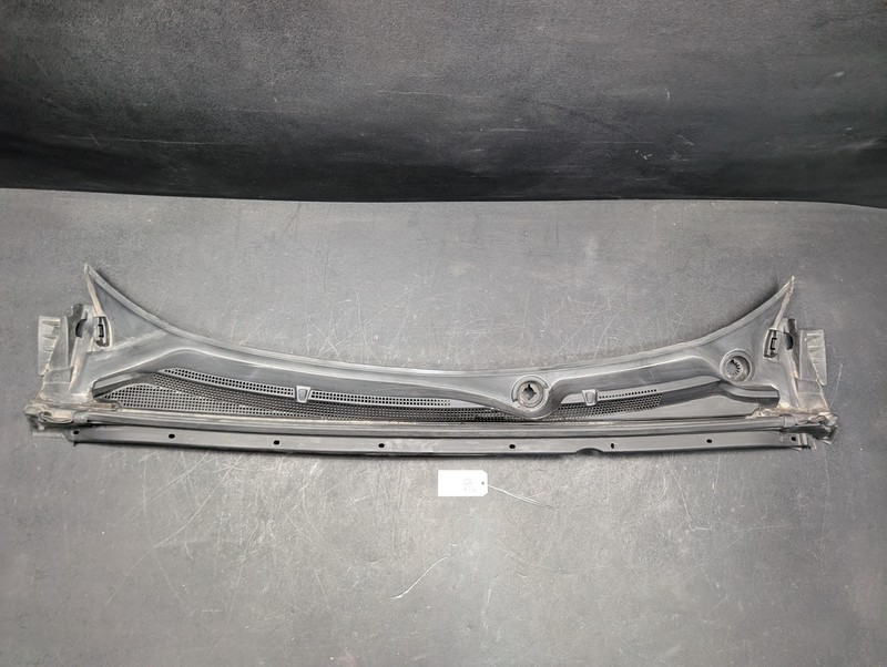 Cowl Vent Panel 2021 Chevrolet Malibu 84112874 2016 2017 2018 2019 2020 - 2024