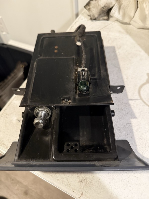 1989-1994Ford Ranger Front Dash AshtrayOEM