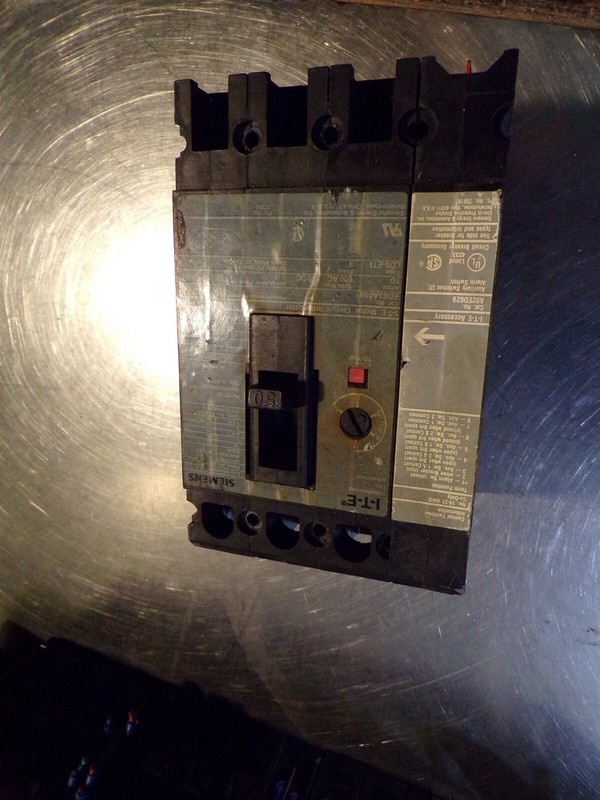 ITE A02ED62B ED63A050 50A 3-Pole Circuit Breaker Alarm Switch *FREE SHIPPING*