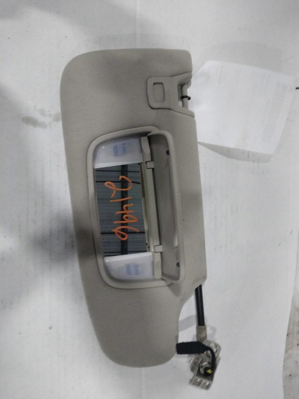 2018 Ford Fusion Tan Sun Visor OEM 635824 4DR Sedan 45000 Miles