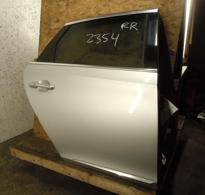 2013-2019 Cadillac XTS Rear Door Assembly Passenger Right RH OEM